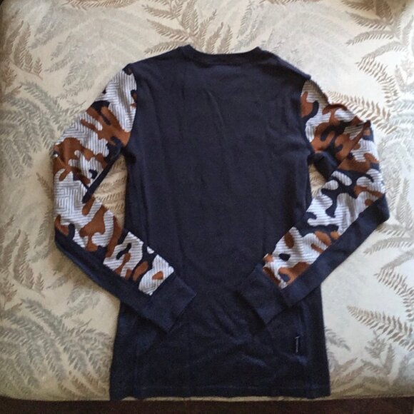 *Never worn* Kari Traa Kongle Long Sleeve Base Layer Size XS (chunky camouflage) - Picture 2 of 7